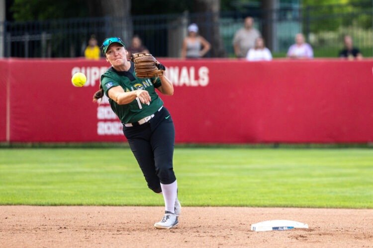 Talons - Hannah Flippen